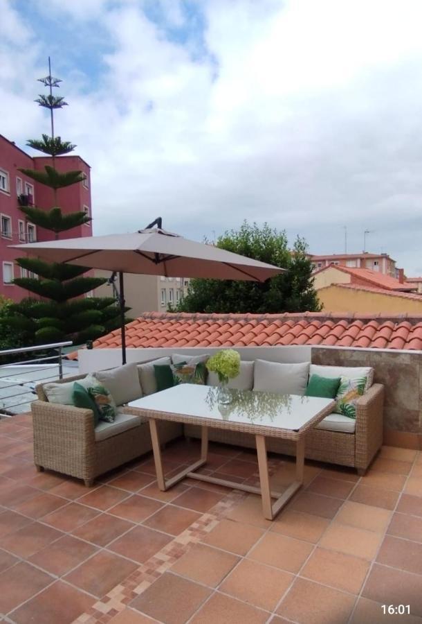 Villalvaro Con Parking Appartamento Santander